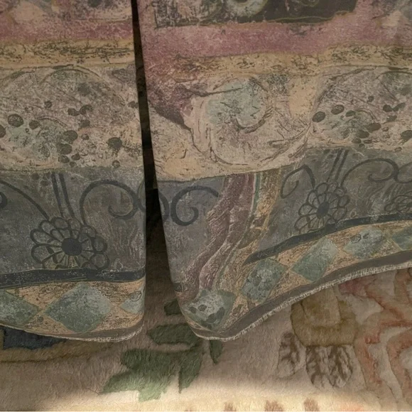 Comforter Set - Picture 5 of 5